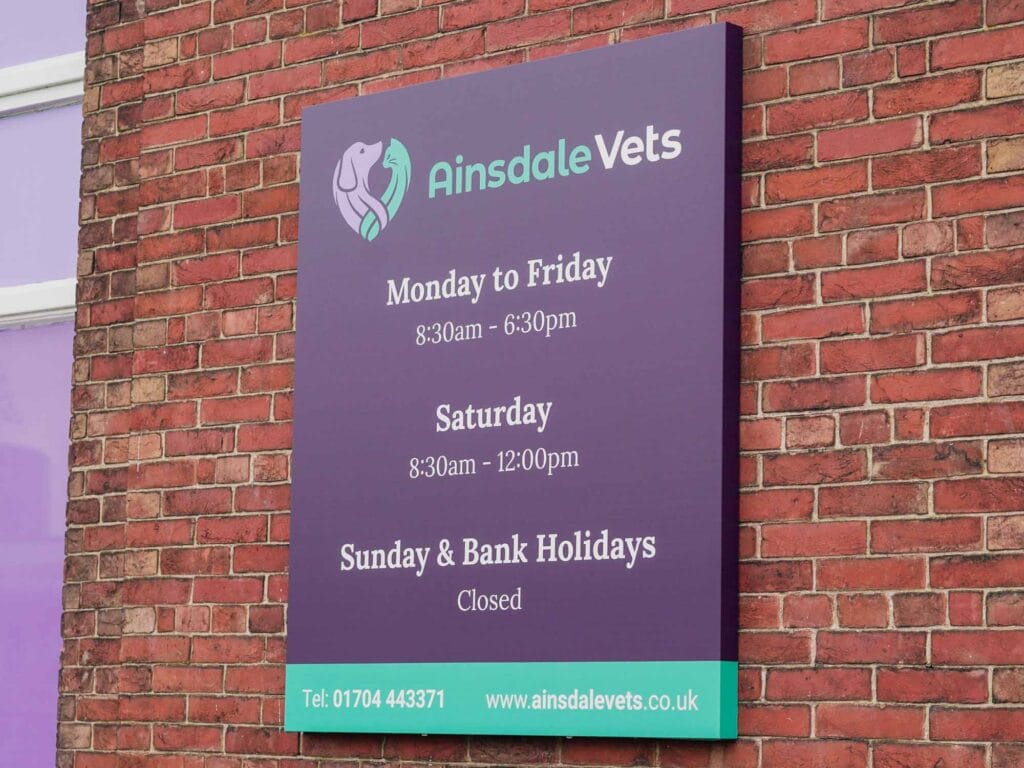 Ainsdale Vets Opening Hours Signage 1024x768